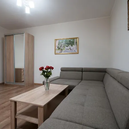Wonderful Flat On Center * Ungvár